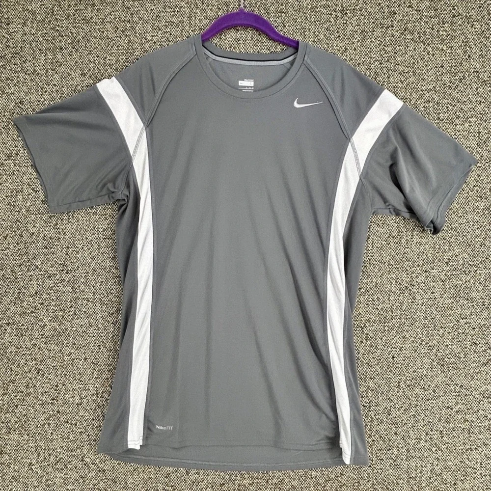Nike FIT DRY Running Shirt Mens Large Gray Short Sleeve Mesh Training Tee